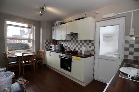 1 bedroom House share to let in Monks Road, Lincoln, LN2