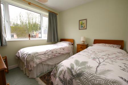 3 bedroom Detached house for sale in Park View Avenue, Branston, LN4