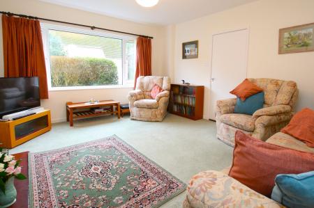 3 bedroom Detached house for sale in Park View Avenue, Branston, LN4