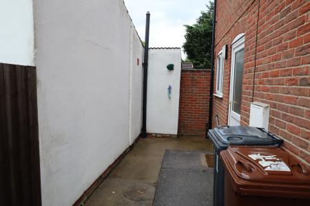 2 bedroom Semi-detached house to let in Spital Street, Lincoln, LN1