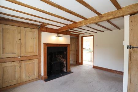 2 bedroom Semi-detached house to let in Silver Street, North Clifton, NG23