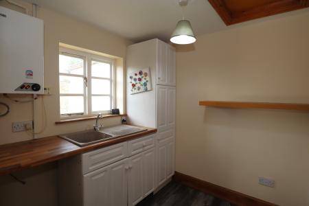 2 bedroom Semi-detached house to let in Silver Street, North Clifton, NG23