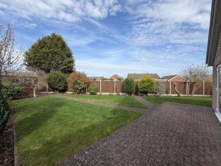 2 bedroom Detached bungalow for sale in Arden Moor Way, North Hykeham, LN6