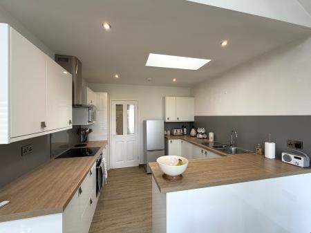 2 bedroom Detached bungalow for sale in Arden Moor Way, North Hykeham, LN6