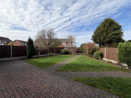 2 bedroom Detached bungalow for sale in Arden Moor Way, North Hykeham, LN6