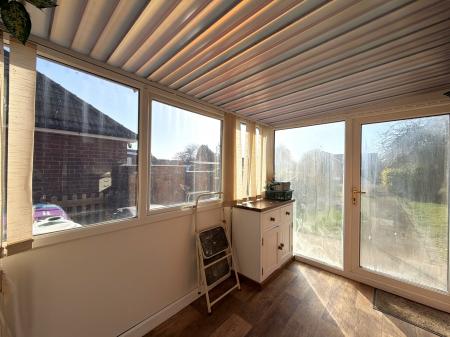 3 bedroom Detached bungalow to let in Mill Lane, Saxilby, LN1