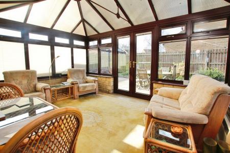 4 bedroom Detached bungalow for sale in Larkspur Road, Lincoln, LN2