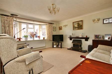 4 bedroom Detached bungalow for sale in Larkspur Road, Lincoln, LN2