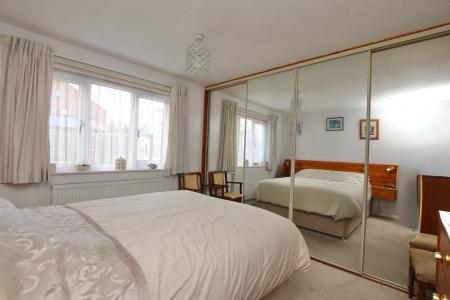 4 bedroom Detached bungalow for sale in Larkspur Road, Lincoln, LN2