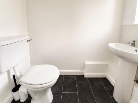 2 bedroom Semi-detached house for sale in Chelmsford Street, Lincoln, LN5