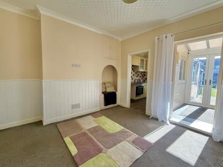 2 bedroom Semi-detached house for sale in Chelmsford Street, Lincoln, LN5