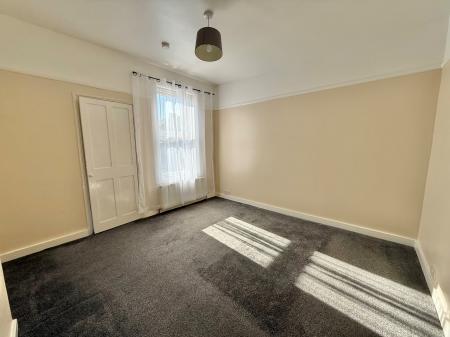 2 bedroom Semi-detached house for sale in Chelmsford Street, Lincoln, LN5