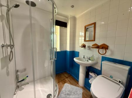 3 bedroom Semi-detached house for sale in Broughton Gardens, Lincoln, LN5