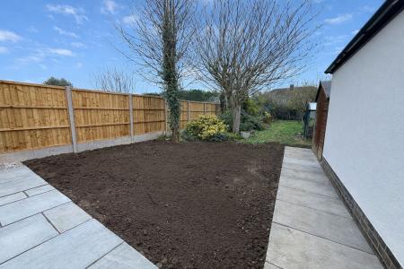 4 bedroom Bungalow for sale in Grantham Road, Bracebridge Heath, LN4