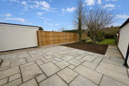 4 bedroom Bungalow for sale in Grantham Road, Bracebridge Heath, LN4