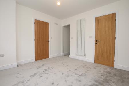 4 bedroom Bungalow for sale in Grantham Road, Bracebridge Heath, LN4