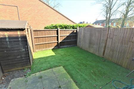 3 bedroom Semi-detached house for sale in Grosvenor Court, Bracebridge, LN5