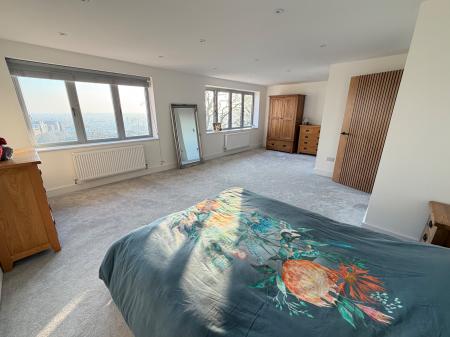 5 bedroom Detached house for sale in Drury Lane, Lincoln, LN1