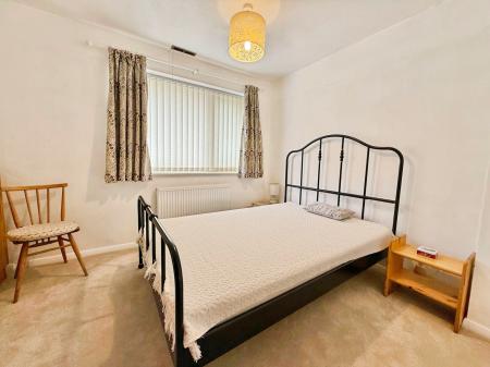 4 bedroom Detached house for sale in Helsby Road, Lincoln, LN5