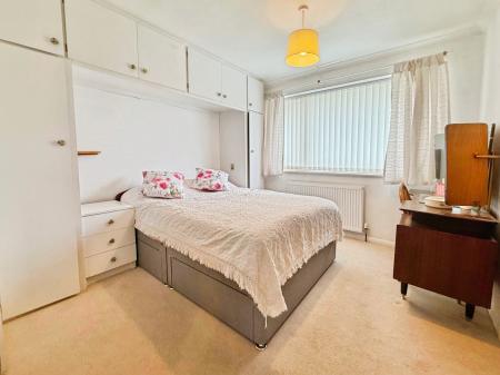4 bedroom Detached house for sale in Helsby Road, Lincoln, LN5