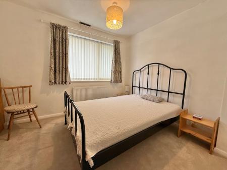 4 bedroom Detached house for sale in Helsby Road, Lincoln, LN5