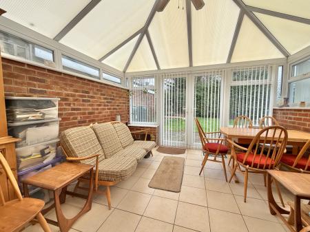 4 bedroom Detached house for sale in Helsby Road, Lincoln, LN5