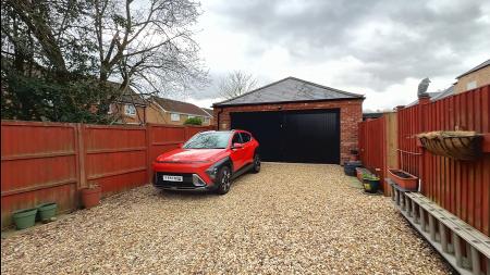 4 bedroom Detached house for sale in Medland Drive, Bracebridge Heath, LN4
