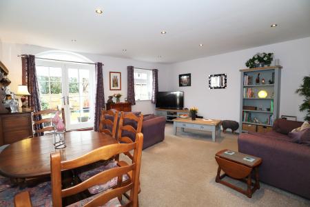 4 bedroom Detached house for sale in Medland Drive, Bracebridge Heath, LN4