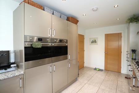 4 bedroom Detached house for sale in Medland Drive, Bracebridge Heath, LN4