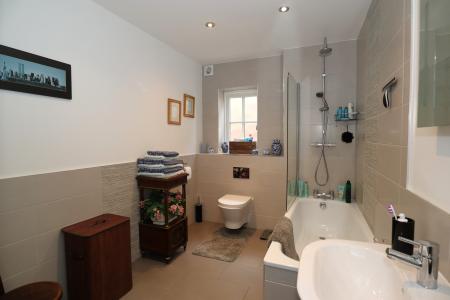 4 bedroom Detached house for sale in Medland Drive, Bracebridge Heath, LN4