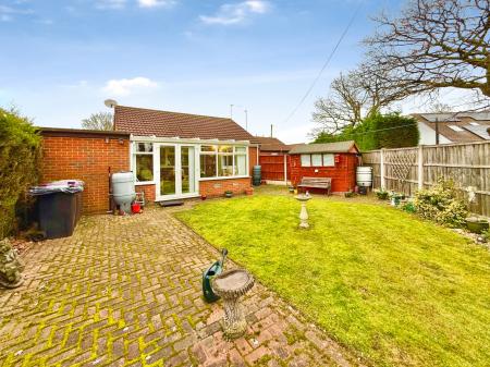 2 bedroom Bungalow for sale in Newark Road, North Hykeham, LN6