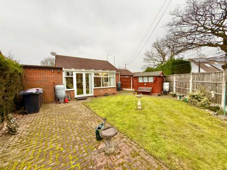 2 bedroom Bungalow for sale in Newark Road, North Hykeham, LN6