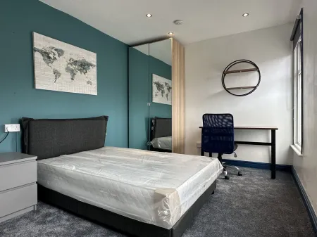 3 bedroom Terraced House for sale in Hood Street, Lincoln, LN5