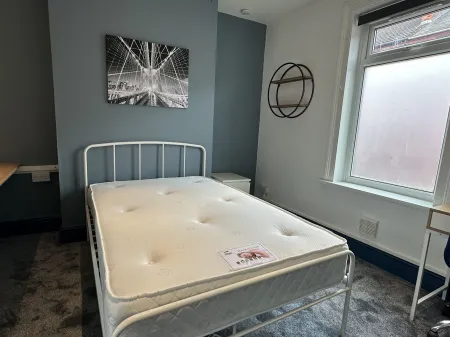 3 bedroom Terraced House for sale in Hood Street, Lincoln, LN5