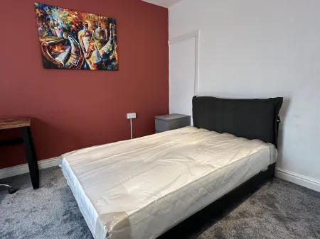 3 bedroom Terraced House for sale in Hood Street, Lincoln, LN5