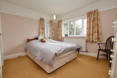 5 bedroom Detached house for sale in St Georges Lane, Riseholme, LN2