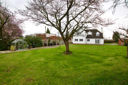 5 bedroom Detached house for sale in St Georges Lane, Riseholme, LN2