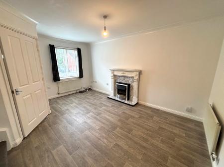 3 bedroom Semi-detached house to let in Wentworth Way, Lincoln, LN6