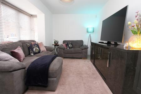 4 bedroom Detached house for sale in Kingsdown Road, Doddington Park, Lincoln, LN6