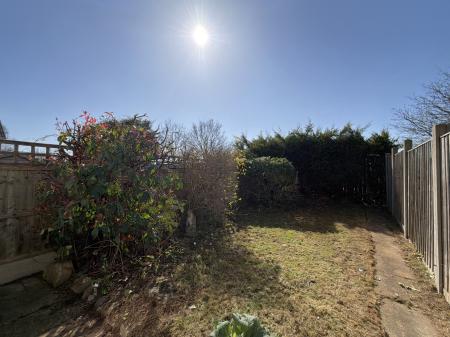2 bedroom Terraced House to let in Shawbury Close, Lincoln, LN6
