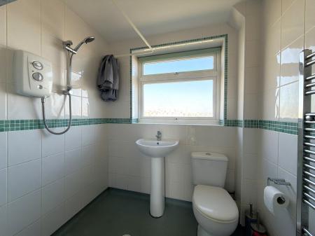 2 bedroom Terraced House to let in Shawbury Close, Lincoln, LN6