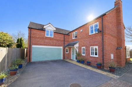 Aisne Close, Lincoln, LN1