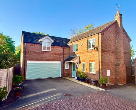 Aisne Close, Lincoln, LN1