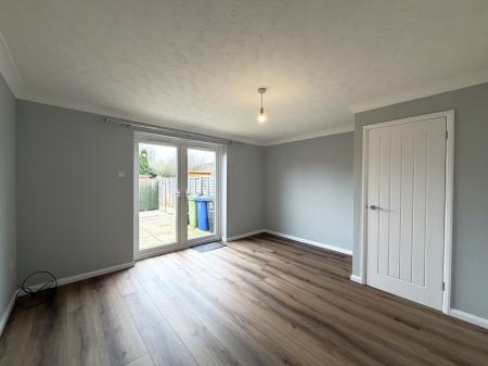 2 bedroom End of terrace house to let in Daubeney Avenue, Saxilby, LN1