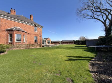 8 bedroom Detached house for sale in Main Street, Torksey, LN1