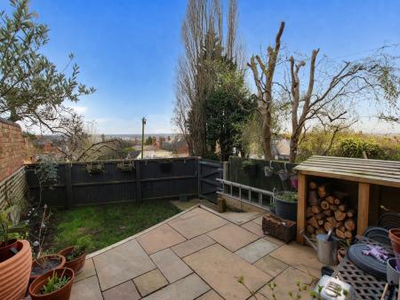 3 bedroom Terraced House for sale in Upper Long Leys Road, Lincoln, LN1