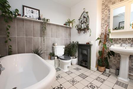 3 bedroom Terraced House for sale in Upper Long Leys Road, Lincoln, LN1