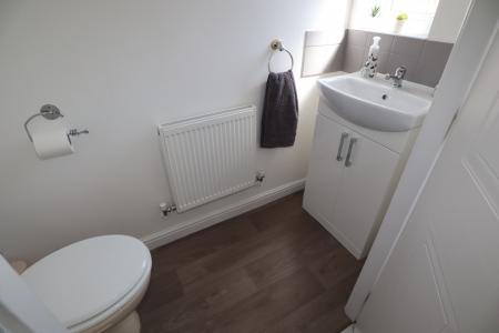 3 bedroom Semi-detached house to let in Watling Close, Lincoln, LN4