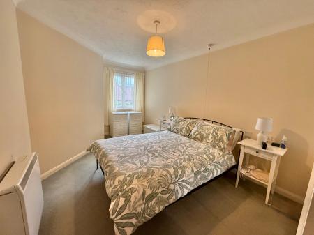 1 bedroom Flat for sale in Cathedral View Court, Lincoln, LN2