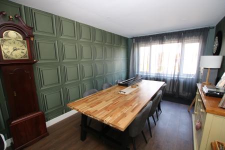 4 bedroom Bungalow for sale in Clint Lane, Navenby, LN5